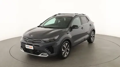 Usata Kia Stonic GT-Line 101 CV (74 kW) 2021 Grigio SUV