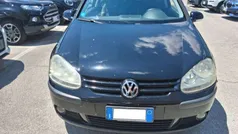 Nero Usata 2006 VW Golf V Comfortline Tre volumi | 3800 € (Buon prezzo)