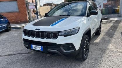 Usata Jeep Compass Trailhawk 239 CV (175 kW) 2023 Bianco SUV