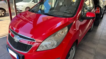 Usata Chevrolet Spark LS 65 CV (47 kW) 2012 Rosso Utilitaria