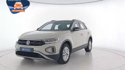 Usata 2023 VW T-Roc Life SUV | 21.000 € (Buon prezzo)