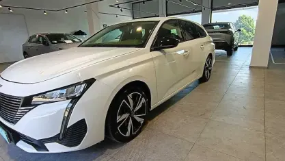 Usata Peugeot 308 Allure 131 CV (96 kW) 2023 Bianco Station wagon