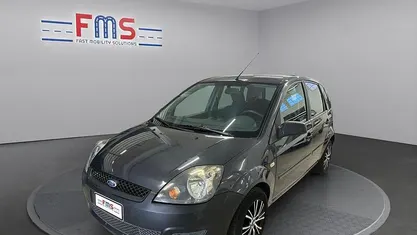 Usata Ford Fiesta Titanium 102 CV (75 kW) 2008 Grigio Utilitaria