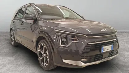 Interstell Usata 2023 Kia Niro SUV | 26.900 € (Buon prezzo)