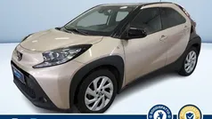 Nero metallizzato Usata 2022 Toyota Aygo X Trend SUV | 15.700 € (Buon prezzo)
