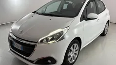 Usata 2016 Peugeot 208 Allure Due volumi | 7200 € (Ottimo prezzo)
