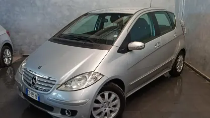 Usata Mercedes A150 Elegance 95 CV (69 kW) 2005 Argento Berlina