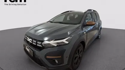 Usata Dacia Jogger Extreme 101 CV (74 kW) 2023 Grigio metallizzato Monovolume
