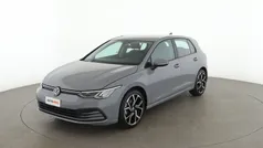 Grigio Usata 2021 VW Golf VIII Life | 17.499 € (Buon prezzo)