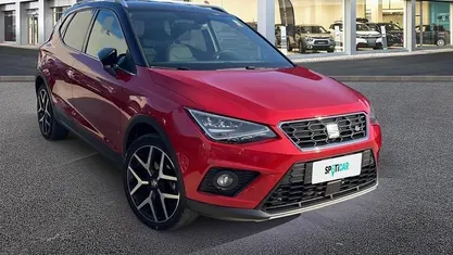 Usata Seat Arona FR 116 CV (85 kW) 2020 Rosso SUV