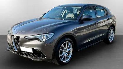 Occasion Alfa Romeo Stelvio Executive 190 ch (139 kW) 2020 Gris SUV