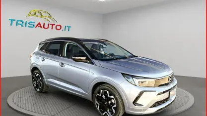 Usata Opel Grandland X Ultimate 131 CV (96 kW) 2024 Argento SUV