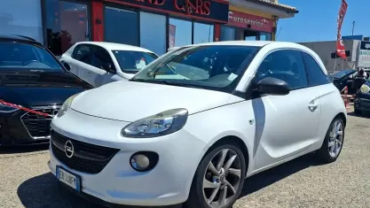 Usata Opel Adam 87 CV (63 kW) 2013 Bianco Utilitaria