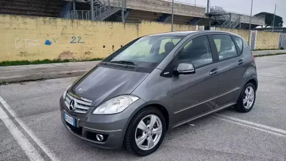 Usata Mercedes A150 Avantgarde 95 CV (69 kW) 2009 Grigio Berlina