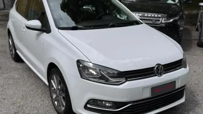 Usata VW Polo Comfortline 90 CV (66 kW) 2016 Bianco Berlina