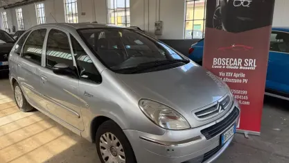 Usata Citroën Xsara Picasso Elegance 109 CV (80 kW) 2006 Argento Monovolume