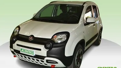 Verde Usata 2023 Fiat Panda Cross Cross Due volumi | 12.900 € (Buon prezzo)