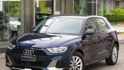 Usata Audi A1 Business 95 CV (69 kW) 2023 Blu SUV