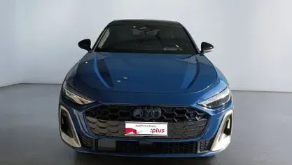 Usata Audi A5 Edition .1 204 CV (150 kW) 2024 Blu Utilitaria