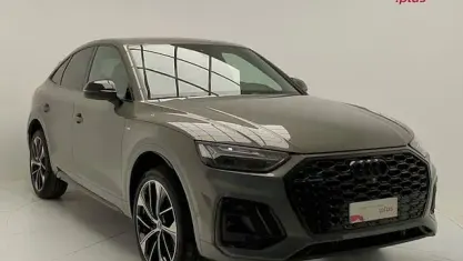 Usata Audi Q5 Sportback Ambiente 204 CV (150 kW) 2024 Grigio chronos SUV