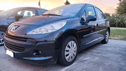 Usata Peugeot 207 70 CV (51 kW) 2006 Berlina
