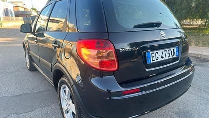 Usata Suzuki SX4 120 CV (88 kW) 2011 Nero Berlina