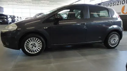 Usata Fiat Grande Punto 75 CV (55 kW) 2007 Grigio Utilitaria