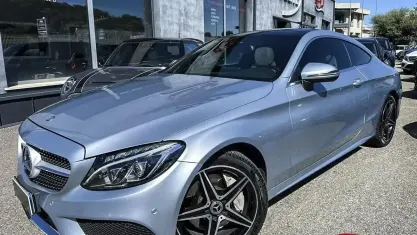 Usata Mercedes C300 Premium 245 CV (180 kW) 2017 Azzurro Coupé