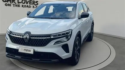 Usata Renault Austral Equilibre 131 CV (96 kW) 2023 369 bianco ghiaccio SUV