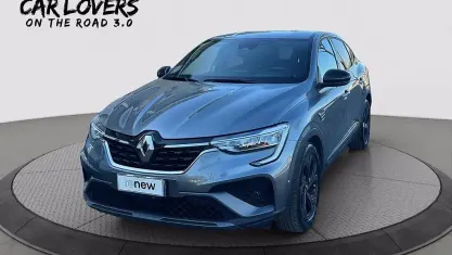 Usata Renault Arkana R.S. 145 CV (106 kW) 2022 Grigio chiaro SUV