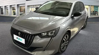 Usata Peugeot 208 Allure 101 CV (74 kW) 2022 Grigio Utilitaria