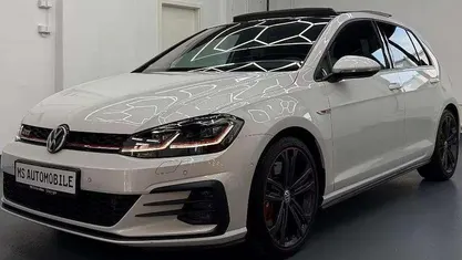 Usata VW Golf VIII GTI 245 CV (180 kW) 2020 Perla Berlina