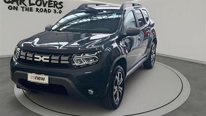 Käytetty Dacia Duster Prestige 101 HP (74 kW) 2023 Harmaa Katumaasturi