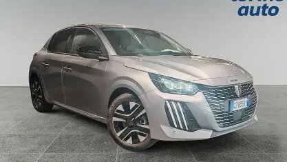 Usata Peugeot 208 Allure 102 CV (75 kW) 2025 Grigio Utilitaria