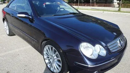 Blu metallizzato Usata 2006 Mercedes CLK270 Elegance Coupé | 6900 €