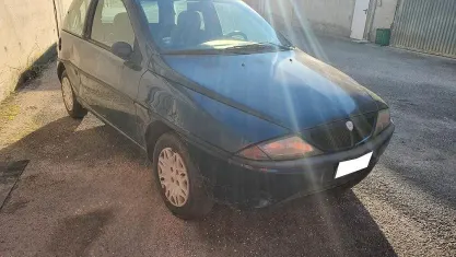 Usata Lancia Ypsilon 54 CV (39 kW) 2000 Blu Utilitaria