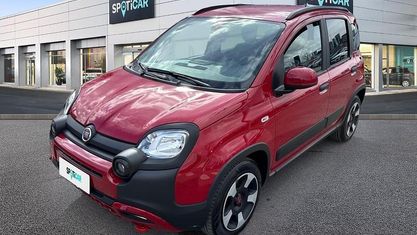 Usata Fiat Panda Cross Cross 70 CV (51 kW) 2024 Rosso Utilitaria
