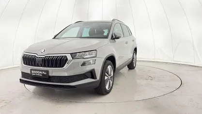 Usata Skoda Karoq Executive 115 CV (84 kW) 2022 Grigio SUV