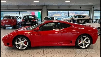 Usata Ferrari 360 400 CV (294 kW) 2002 Rosso Coupé