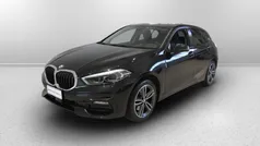 Black sapphire metallizzato Usata 2020 BMW 116 Sport Line Due volumi | 23.000 € (Buon prezzo)