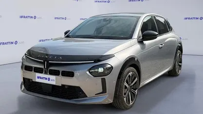 Usata Lancia Ypsilon 101 CV (74 kW) 2025 Gray Utilitaria