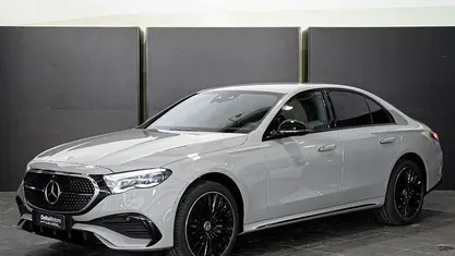 Usata 2025 Mercedes 220 AMG Line Premium Tre volumi | 86.235 €