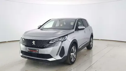 Usata 2021 Peugeot 3008 Allure SUV | 18.400 € (Buon prezzo)
