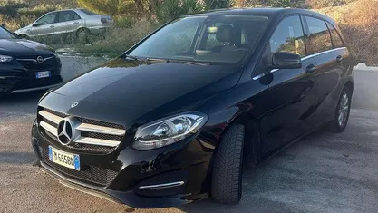 Nero Usata 2017 Mercedes B180 Business Monovolume | 11.500 € (Ottimo prezzo)