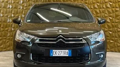 Usata DS Automobiles DS4 So Chic 111 CV (81 kW) 2011 Marrone Berlina