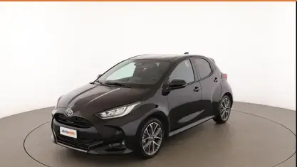 Usata Toyota Yaris Lounge 131 CV (96 kW) 2024 Nero Utilitaria