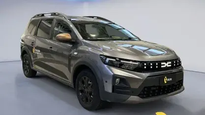 Usata Dacia Jogger Extreme 155 CV (114 kW) 2026 Grigio Monovolume