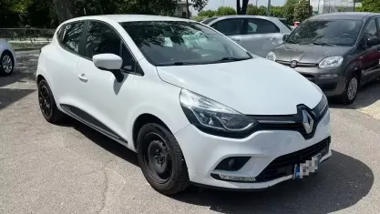 Second-hand Renault Clio IV Zen 75 CP (55 kW) 2018 Berlinǎ