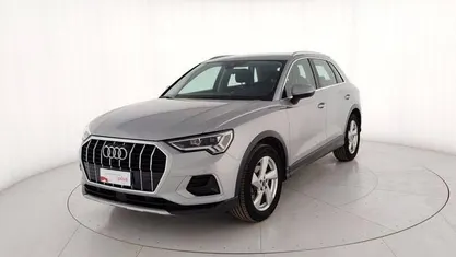 Usata Audi Q3 Advanced 150 CV (110 kW) 2021 Argento metallizzato SUV
