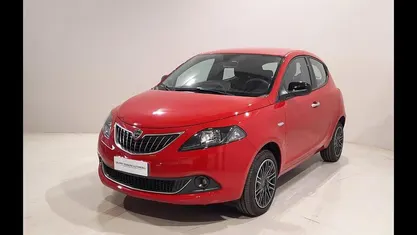 Usata 2023 Lancia Ypsilon Gold Due volumi | 13.400 € (Buon prezzo)
